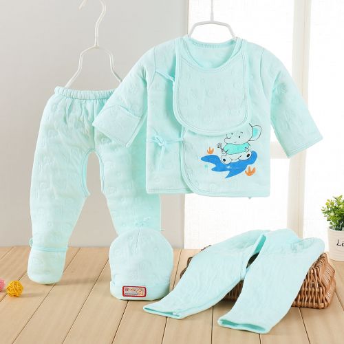 Coffret cadeau pour nouveau-né - Vêtements + Accessoires Ref 1963397