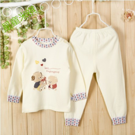 Coffret cadeau pour nouveau-né - vêtements Ref 1963414