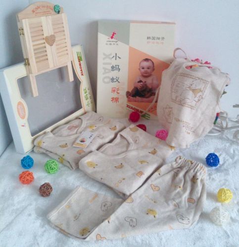 Coffret cadeau pour nouveau-né - Vêtements + Fournitures Ref 1963985