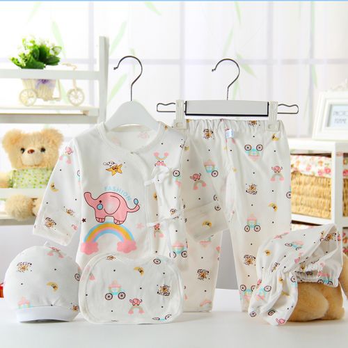 Coffret cadeau pour nouveau-né - Vêtements + Accessoires Voir la description Ref 1964645