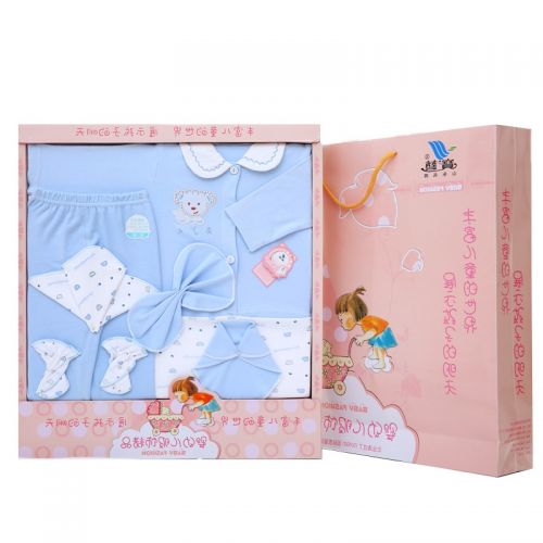 Coffret cadeau pour nouveau-né - Vêtements + Accessoires Ref 1965568