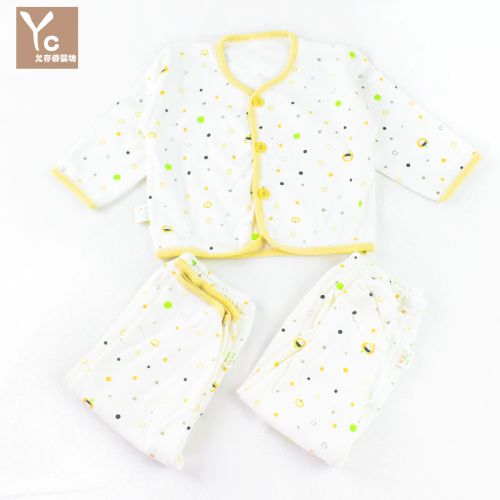 Coffret cadeau pour nouveau-né - Vêtements + Chaussures Accessoires Voir la description Ref 1965936