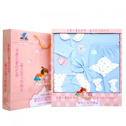 Coffret cadeau pour nouveau-né - Vêtements + Accessoires eda Ref 1966213