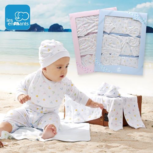 Coffret cadeau pour nouveau-né - Vêtements + Accessoires LES ENPHANTS Ref 1973906