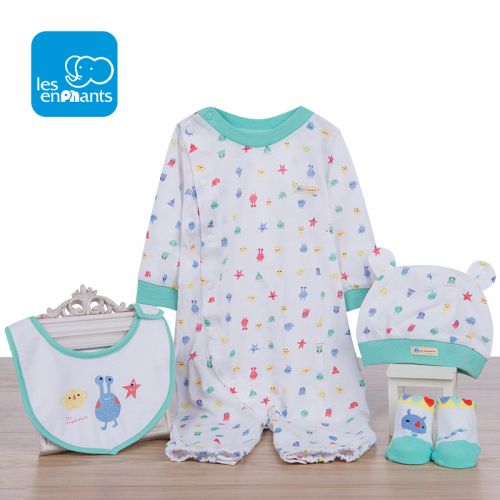 Coffret cadeau pour nouveau-né - Vêtements + Accessoires LES ENPHANTS Ref 1974917