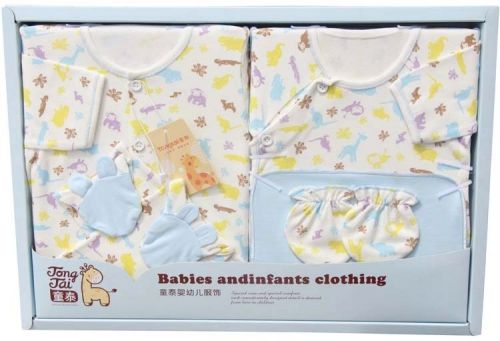 Coffret cadeau pour nouveau-né - Vêtements + Accessoires Ref 1975917