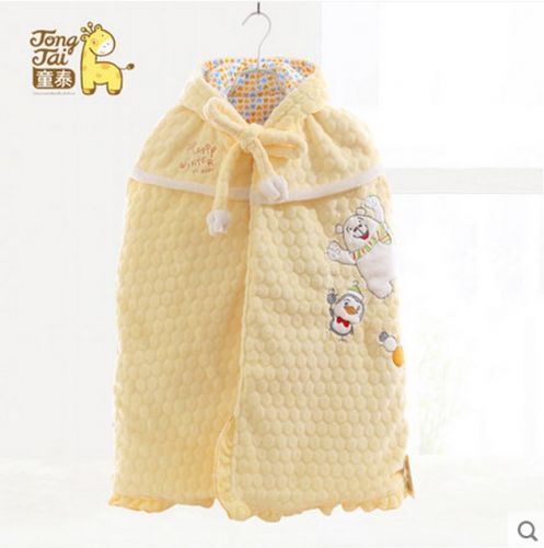 Coffret cadeau pour nouveau-né manteau - Ref 1976027