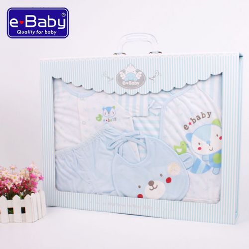 Coffret cadeau pour nouveau-né - Vêtements + Fournitures Ref 1976587