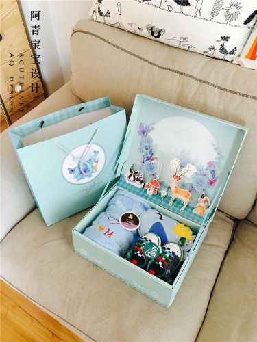 Coffret cadeau pour nouveau-né - Vêtements + Chaussures accessoires Ref 1976825