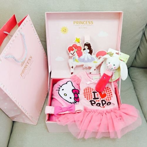 Coffret cadeau pour nouveau-né - Ref 1976894