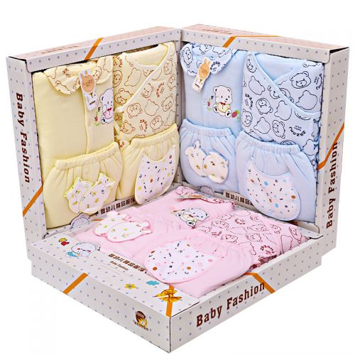 Coffret cadeau pour nouveau-né - Vêtements + Accessoires Ref 1977280