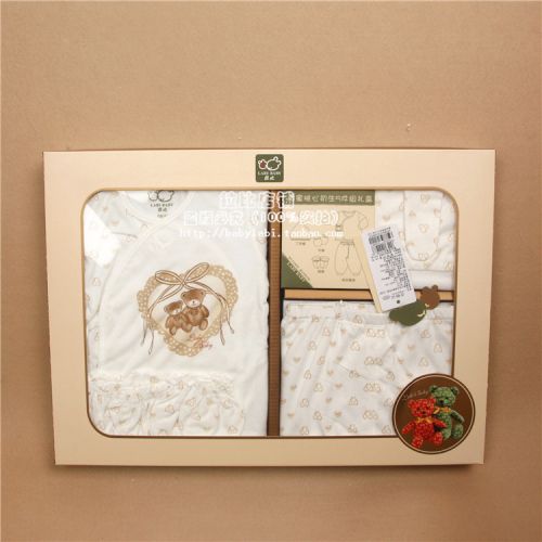 Coffret cadeau pour nouveau-né - Vêtements + Chaussures accessoires LABI BABY LPEHA61501 Ref 1977628