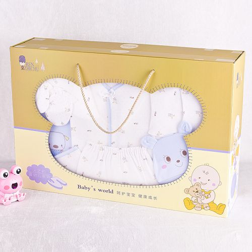 Coffret cadeau pour nouveau-né - Vêtements + Accessoires variété Ref 1977734