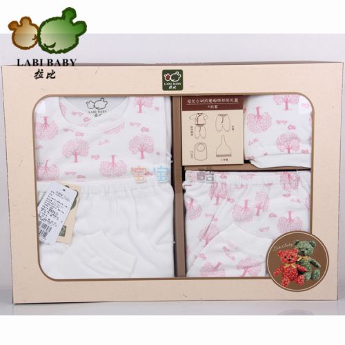 Coffret cadeau pour nouveau-né - Vêtements + Accessoires LABI BABY LOEHA61501 Ref 1978927