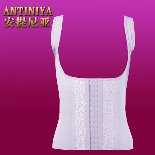 Corset luxueux en nylon - Ref 672023