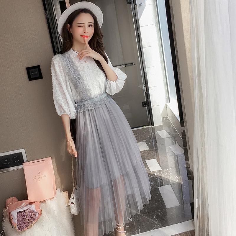 Costume femme en De la dentelle - Ref 3334603
