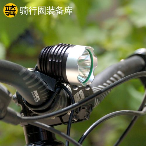 Eclairage pour vélo - phare Ref 2398078