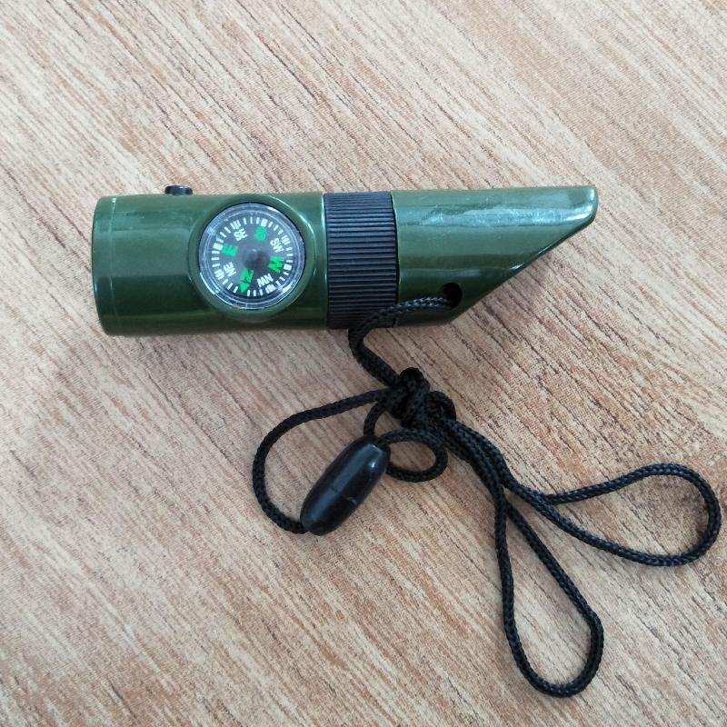 Equipement de survie YI XUN - Ref 3392431
