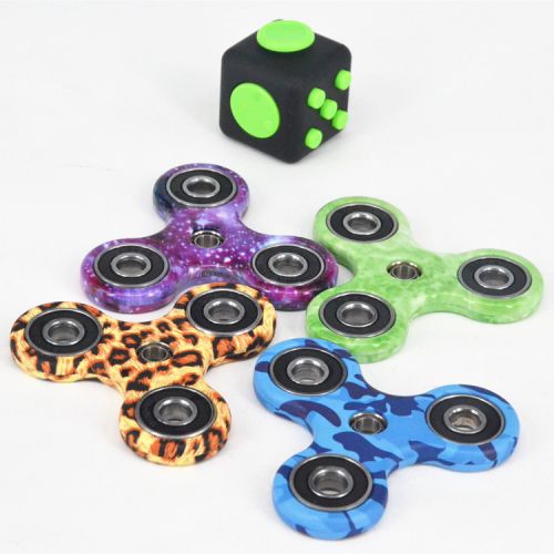 Fidget spinner 2615745