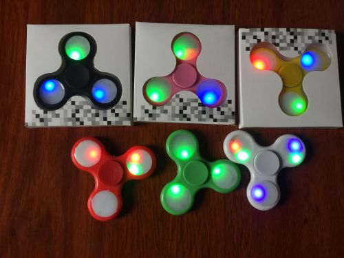 Fidget spinner BAOLI - Ref 2615869