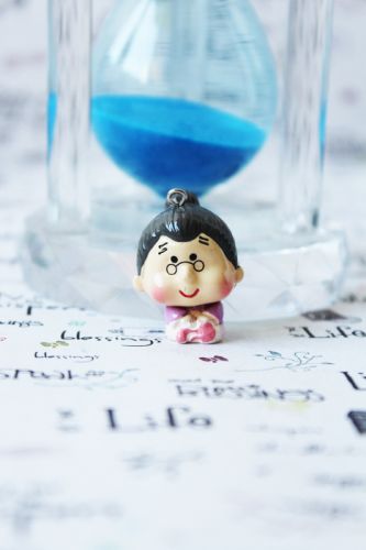 Figurine manga grand-mere - Ref 2699983