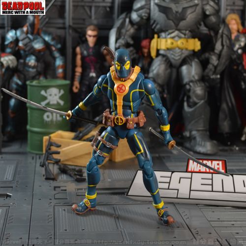 Figurine manga MARVEL serie Marvel Comics Deadpool - Ref 2701759