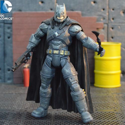 Figurine manga DC COMICS en PVC Serie Comics Batman - Ref 2701870