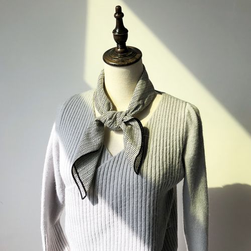 Foulard pour Femme en Mousseline de soie - Ref 3159438