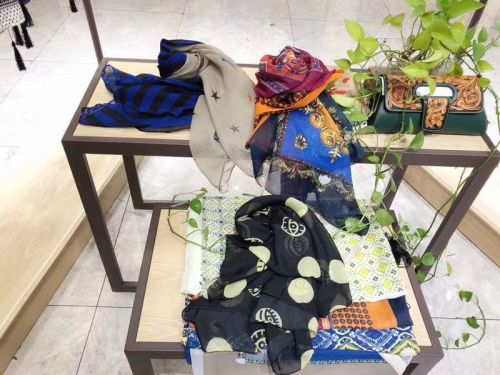 Foulard en soie - Ref 3161300