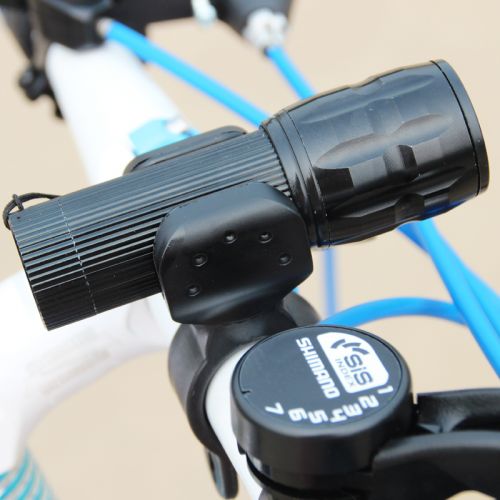 Lumière vélo - phare Ref 2398031