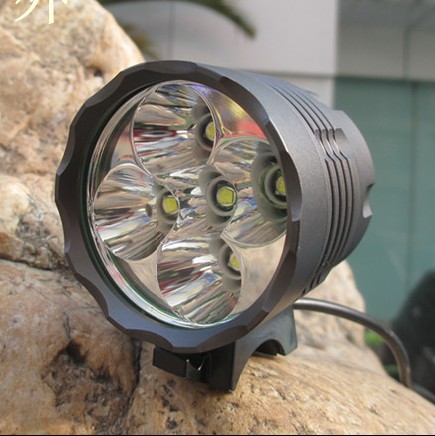 Lumière vélo - phare Ref 2400758