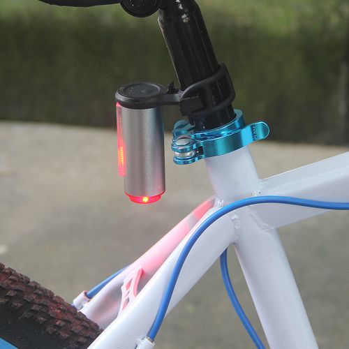 Lumière vélo - Ref 2401818