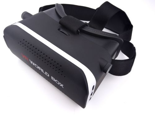 Lunettes VR ou 3D en résine - Rouge et bleu rouge lunettes vert Ref 1226232