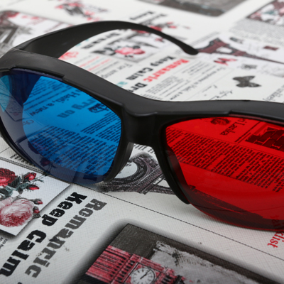 Lunettes VR ou 3D en plastique - Rouge et bleu rouge lunettes vert Ref 1226238