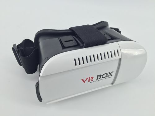 Lunettes VR ou 3D en résine - Rouge et bleu rouge lunettes vert Ref 1233124