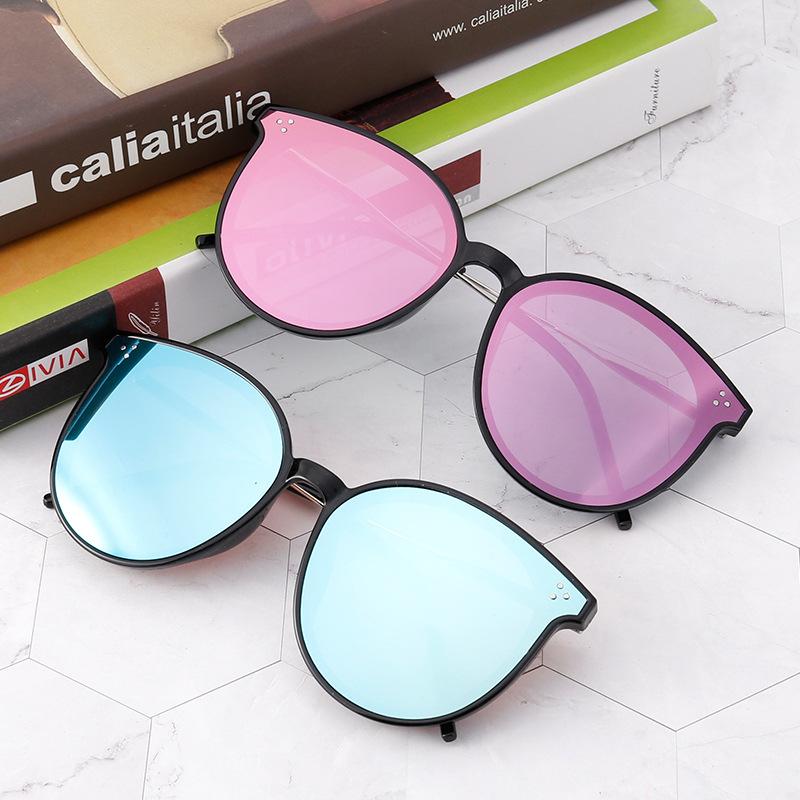 Lunettes de soleil en PC - Ref 3365923