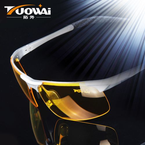 Lunettes de soleil sport homme - polarisant Ref 1212187