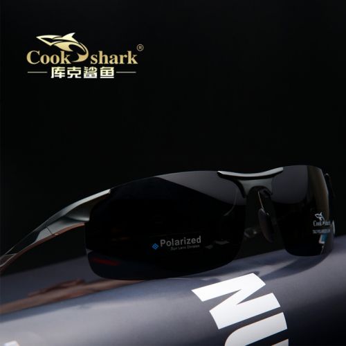Lunettes de soleil sport homme COOKSHARK - polarisant Ref 1214728