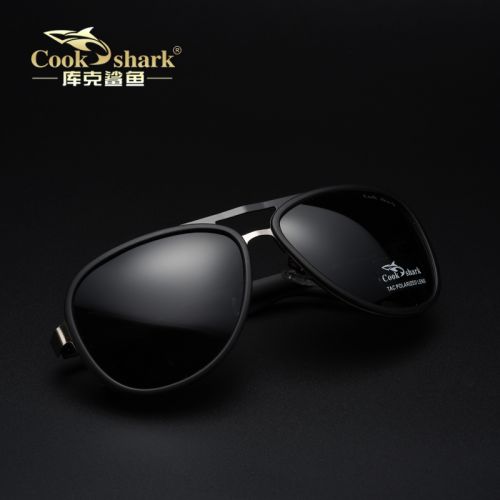 Lunettes de soleil sport homme COOKSHARK - polarisant Ref 1215418