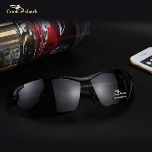 Lunettes de soleil sport homme COOKSHARK - polarisant Ref 1216158