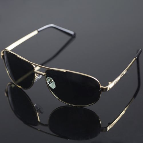 Lunettes de soleil sport homme - polarisant Ref 1216347