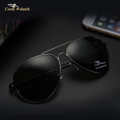 Lunettes de soleil sport homme - polarisant Ref 1216365