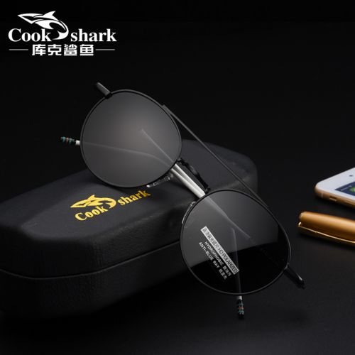 Lunettes de soleil sport neutre COOKSHARK - polarisant Ref 1216648