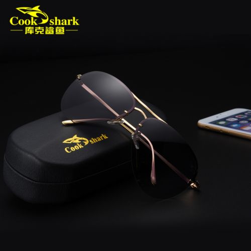 Lunettes de soleil sport homme - polarisant Ref 1216785