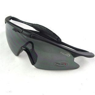 Lunettes de soleil sport neutre - Objectif PC Ref 1218354