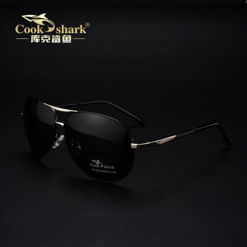 Lunettes de soleil sport homme COOKSHARK - polarisant Ref 1221607