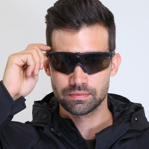 Lunettes de soleil sport homme - Objectif PC Ref 1223968
