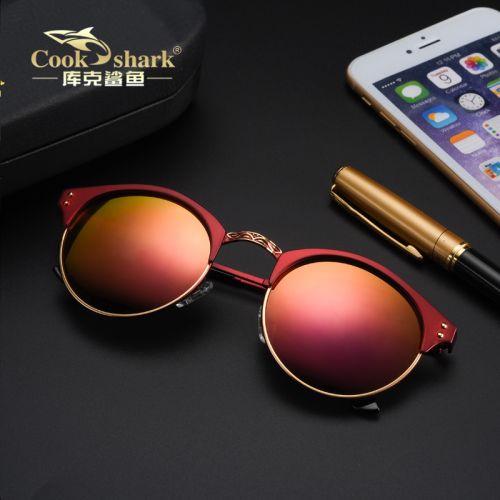 Lunettes de soleil sport femme COOKSHARK - polarisant Ref 1224009