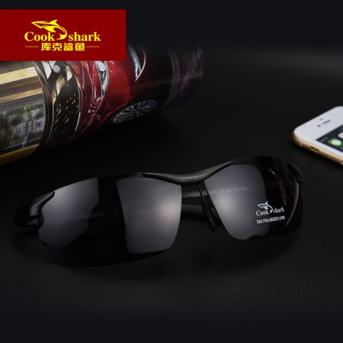 Lunettes de soleil sport homme COOKSHARK - polarisant Ref 1224831