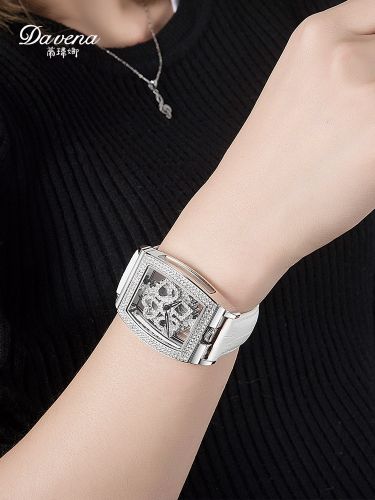 Montre pour Femme DAVENA - Ref 3271630